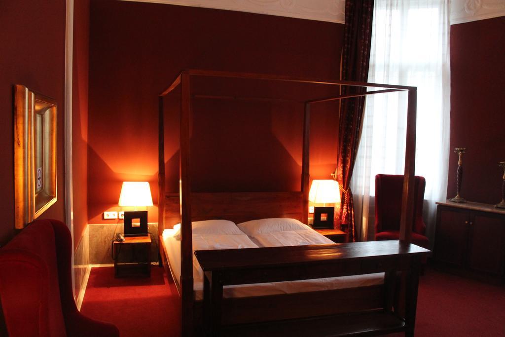 Hotel Am Adenauerplatz Berlin Kültér fotó