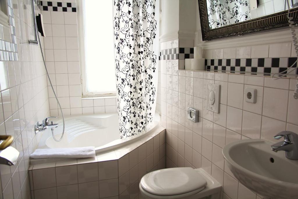 Hotel Am Adenauerplatz Berlin Kültér fotó