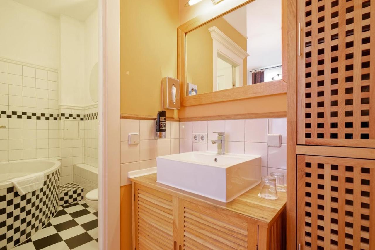 Hotel Am Adenauerplatz Berlin Kültér fotó